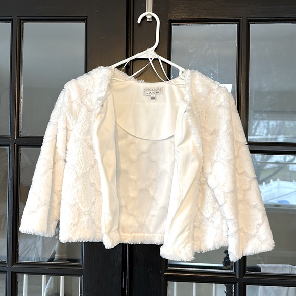 🤍PURE WHITE “SIGNATURE BY ROBBIE BEE” size small beautiful CROP JACKET!! - Picture 6 of 8